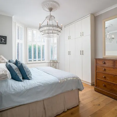 Appartamento Gorgeous Flat With Garden In Battersea Londra Esterno foto