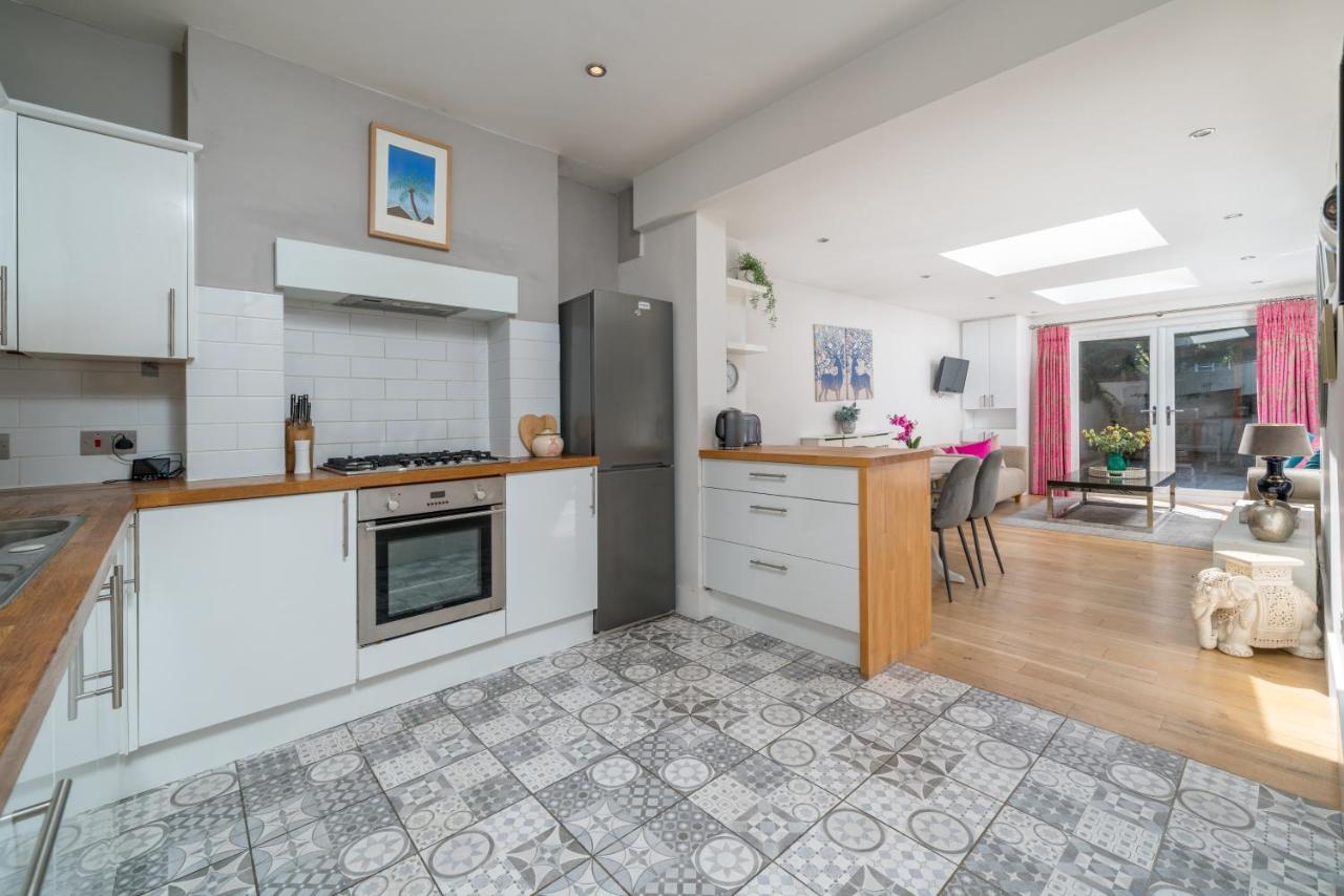 Gorgeous Flat With Garden In Battersea Londra